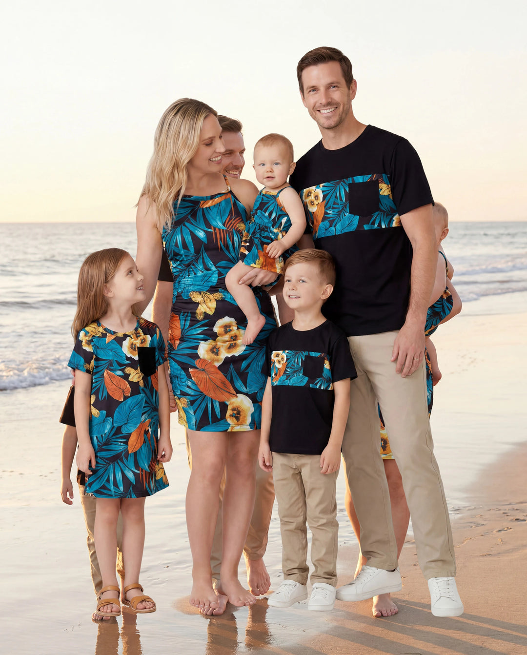 Ensembles assortis pour toute la famille : t-shirt à imprimé floral et robe à bretelles latérales avec cordon de serrage et fronces florales, noir