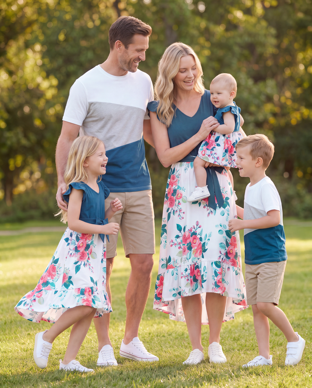 Family Matching Solid V Neck Flutter-sleeve Splicing Floral Print Dresses and Short-sleeve Colorblock T-shirts Sets Azure-