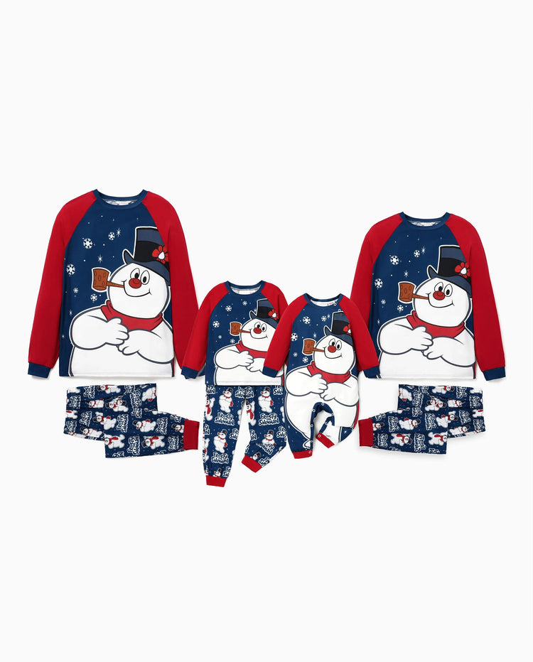 Frosty der Schneemann Weihnachtsfamilienpassend Farbblock Schlafanzug-Sets mit Weihnachtssocken