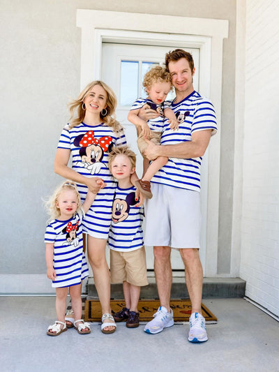 Conjuntos familiares a juego Disney Mickey y amigos para mamá y yo Vestidos Naia™ y camisetas de manga corta con rayas y estampado de personajes RAYAS DE COLORES