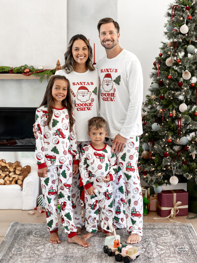 Ensemble pyjama de Noël assorti pour toute la famille, imprimé Père Noël et sapin de Noël, blanc, avec chaussettes de Noël blanches
