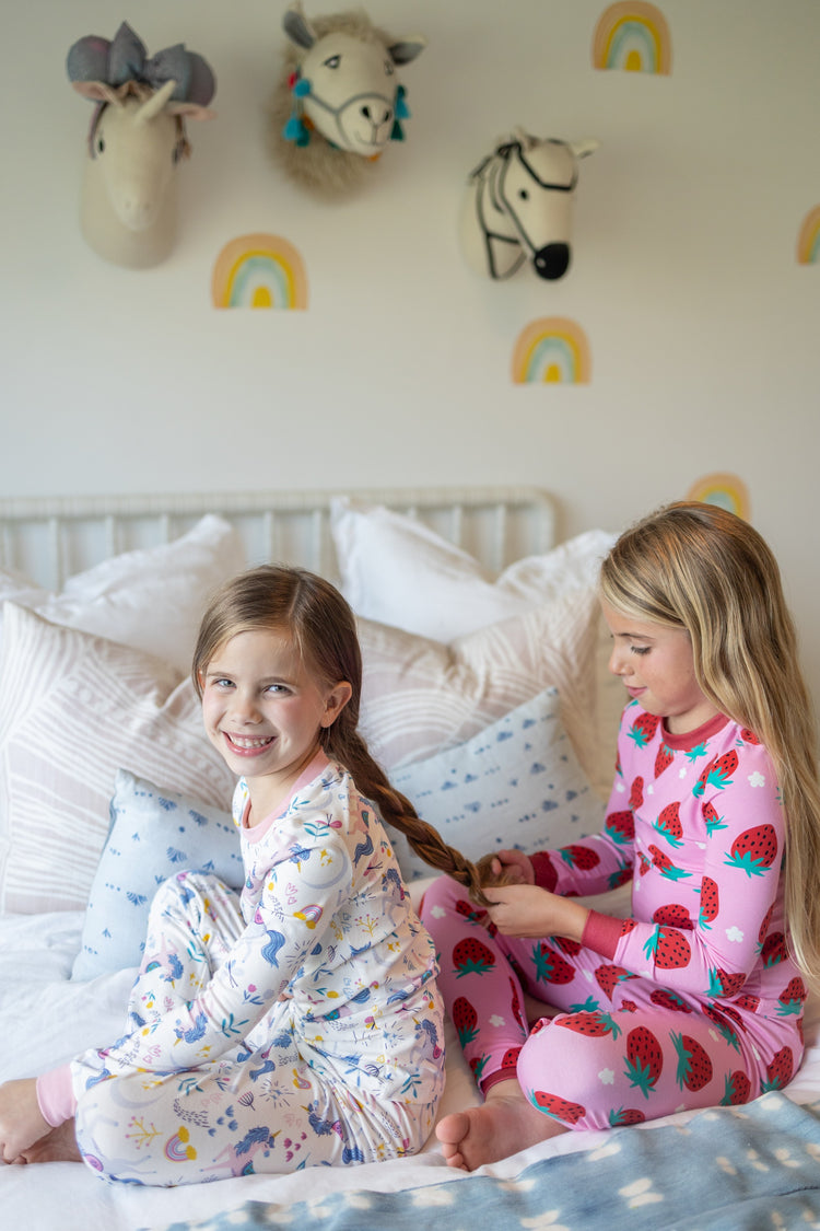 Christmas / Halloween Pajama 2-Piece Upgraded Thick Bamboo Pajama Set With Childlike Print for Toddler / Kids Girl (Snug-Fitting) Red