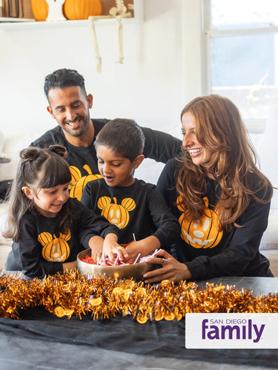 Disney Mickey and Friends Halloween Glow In The Dark Family Matching Pumpkin Print Long-sleeve Tops Black