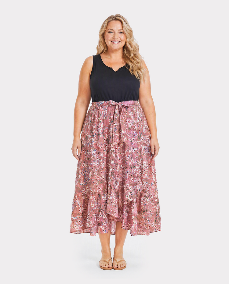 Conjunto de Camiseta de Algodón y Vestido para Mamá y Yo Camiseta Negra con Estampado Daddy / Mini para Papá y Niño, Vestido con Estampado Floral para Mamá, Niña y Bebé, Perfecto para Salidas Familiares de Verano Negro