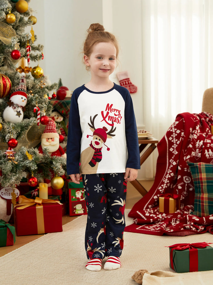 Pyjama de Noël familial à motif renne, manches raglan, grands motifs, avec chaussettes de Noël, bleu foncé/blanc/rouge