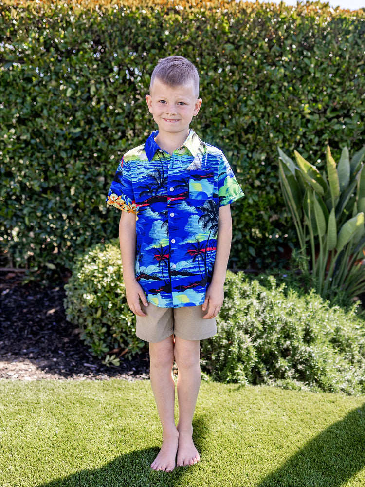 Tenues hawaïennes familiales assorties, chemise/robe à imprimé palmier bleu tropical, ensemble de tenues coordonnées pour les vacances à la plage d'été, bleu