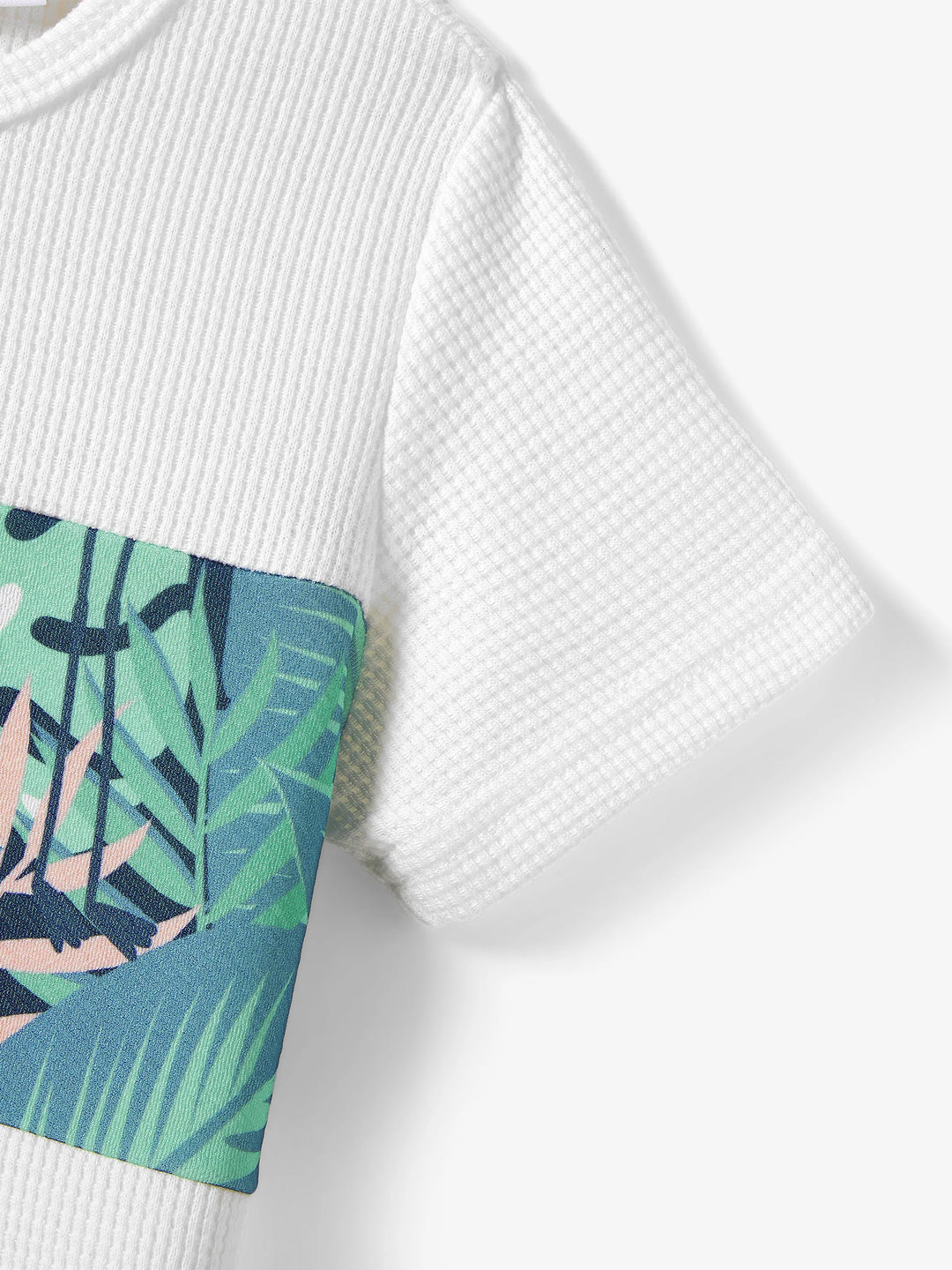 Disney Mickey and Friends Daddy & Son Tropical Botanical Print Waffle Fabric T-shirt greenwhite
