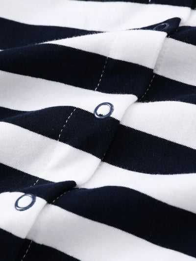 Kurzarm-Druckknopf-Strampler mit Baby-Jungen-Print/gestreift blauschwarzweiß