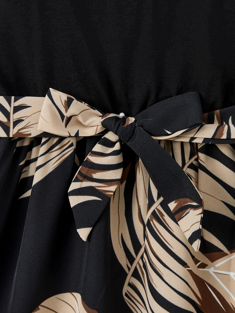 Ensembles assortis pour toute la famille : robes à imprimé floral avec ceinture et hauts à manches courtes unis noirs