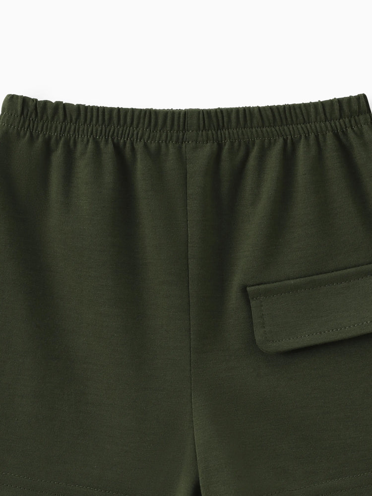 2-teiliges Baby-Jungen-Set mit Kurzarm-T-Shirt und einfarbigen Shorts Armeegrün