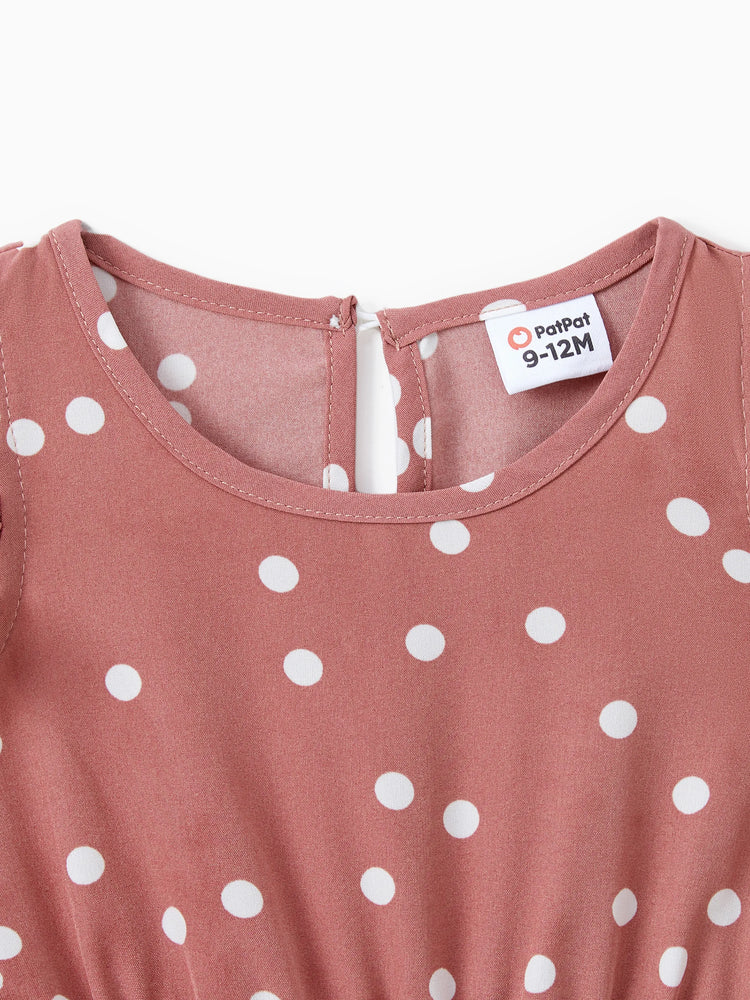 Robe cache-cœur rose à pois croisés, col en V, volants et manches flottantes pour maman et moi PinkyWhite