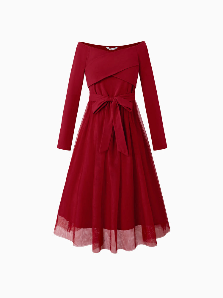 Ensembles assortis pour toute la famille : chemises à carreaux et robes rouges en maille épissée avec ceinture bordeaux