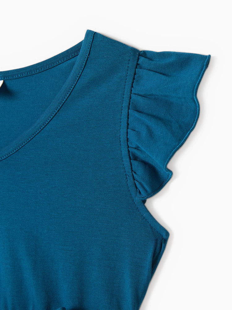 Family Matching Solid V Neck Flutter-sleeve Splicing Floral Print Dresses and Short-sleeve Colorblock T-shirts Sets Azure-