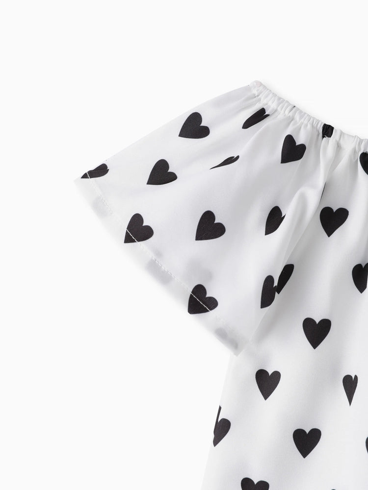 3-teiliges Kleinkind-Mädchen-Herzdruck-Kurzarmbluse und Jeans-Shorts und Stirnband-Set weiß