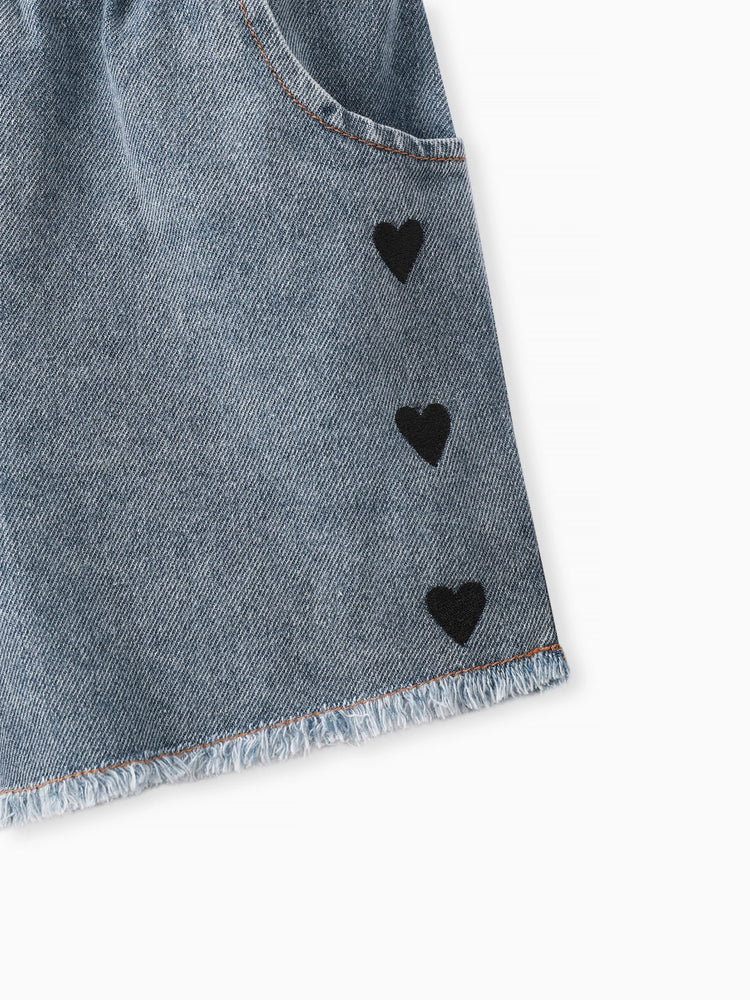 3-teiliges Kleinkind-Mädchen-Herzdruck-Kurzarmbluse und Jeans-Shorts und Stirnband-Set weiß