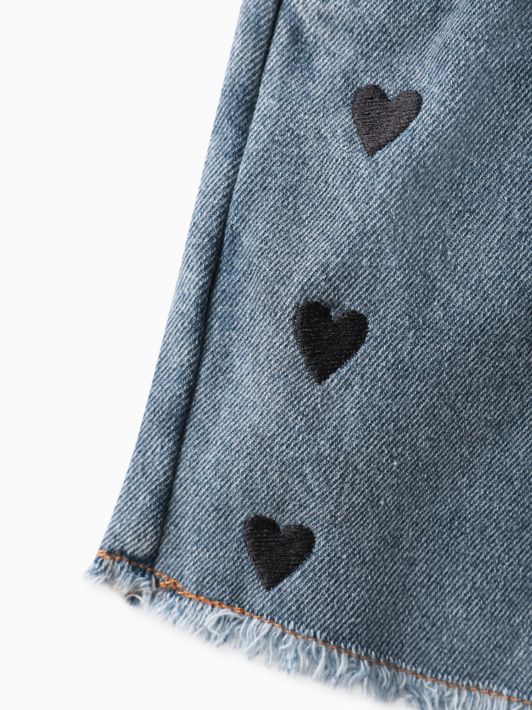 3-teiliges Kleinkind-Mädchen-Herzdruck-Kurzarmbluse und Jeans-Shorts und Stirnband-Set weiß