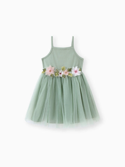 Vestido de hada con panel acanalado de malla y decoración floral dulce para niña pequeña, color verde