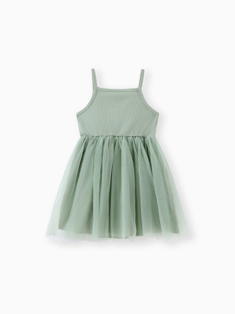 Vestido de hada con panel acanalado de malla y decoración floral dulce para niña pequeña, color verde