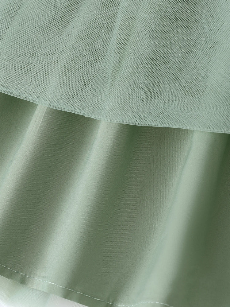 Vestido de hada con panel acanalado de malla y decoración floral dulce para niña pequeña, color verde