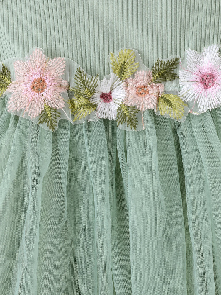 Vestido de hada con panel acanalado de malla y decoración floral dulce para niña pequeña, color verde