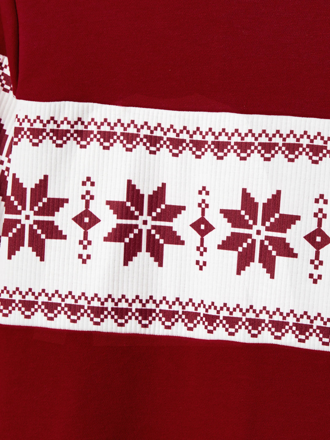 Conjuntos navideños familiares de blusas de manga larga con bloques de color y vestidos de terciopelo burdeos