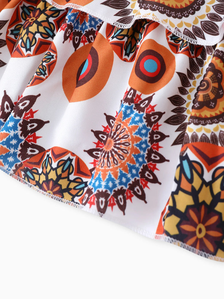 Ensemble 2 pièces pour petite fille, short en jean déchiré style bohème et caraco à imprimé exotique, multicolore