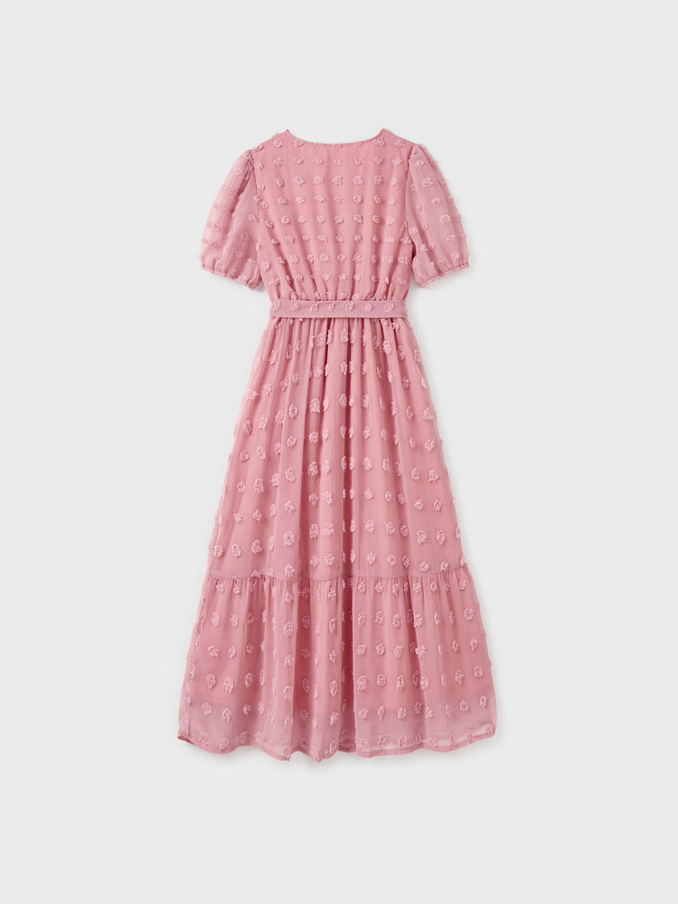 Ensemble familial assorti rose uni à col polo et manches courtes ou robe ceinturée à manches volantées rose