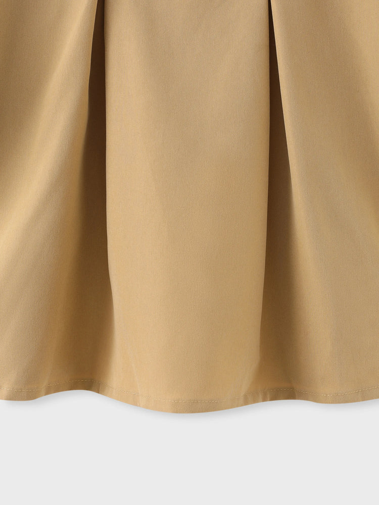 Vestido caqui de manga larga de malla con diseño de lazo y cuello de muñeca para niña pequeña