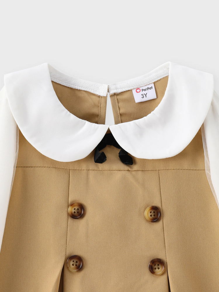 Vestido caqui de manga larga de malla con diseño de lazo y cuello de muñeca para niña pequeña