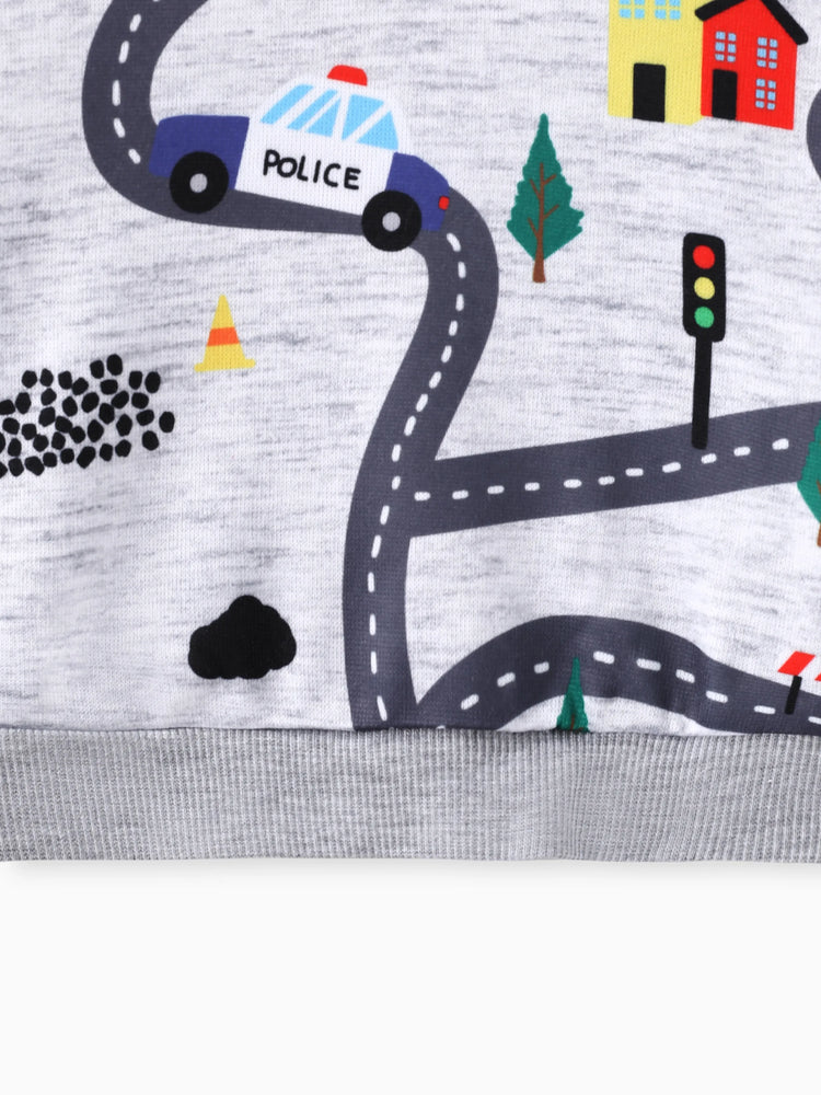 Sudadera con capucha y estampado de vehículos de carretera para niño pequeño, gris claro