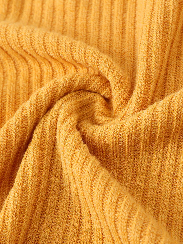 Camiseta texturizada de cuello alto para niño/niña, color jengibre