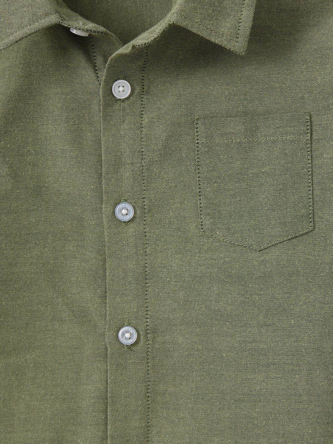 Conjuntos familiares a juego: Camisa verde de manga larga o vestido de tul bordado con hombros descubiertos y canalé verde