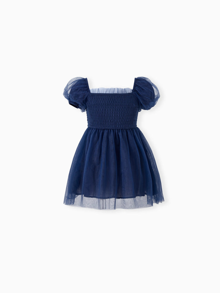 Ensembles familiaux assortis : chemise à manches longues à carreaux ou robe élégante en tulle à manches bouffantes et corsage froncé bleu roi