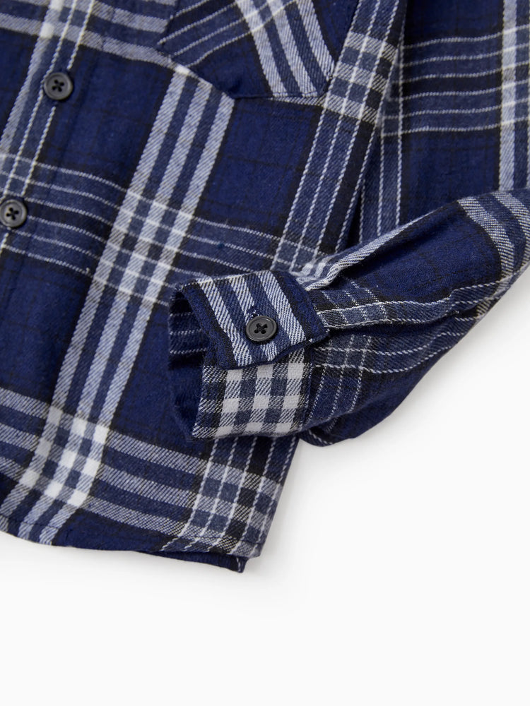 Ensembles familiaux assortis : chemise à manches longues à carreaux ou robe élégante en tulle à manches bouffantes et corsage froncé bleu roi