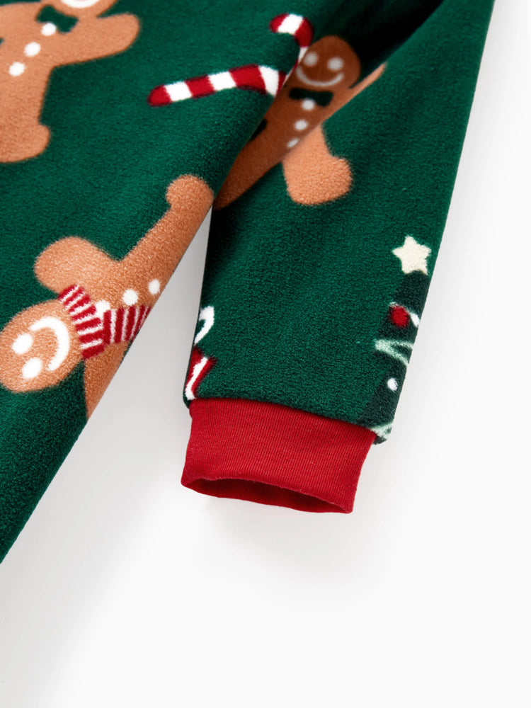 Pyjama de Noël familial assorti en polaire à manches longues et chaussettes de Noël, motif bonhomme en pain d'épices, vert foncé