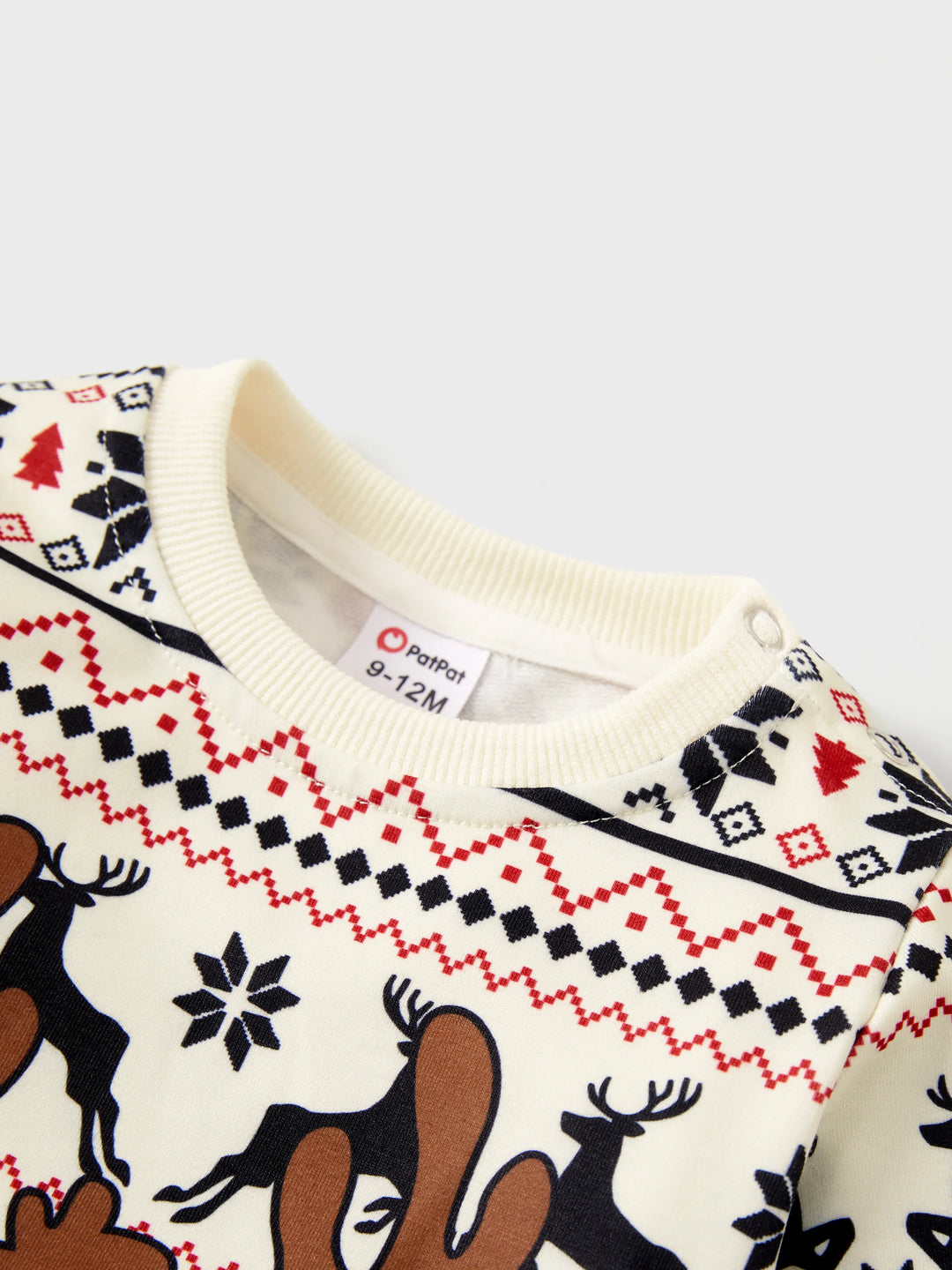 Sweat-shirt de Noël à manches longues et grand motif renne beige