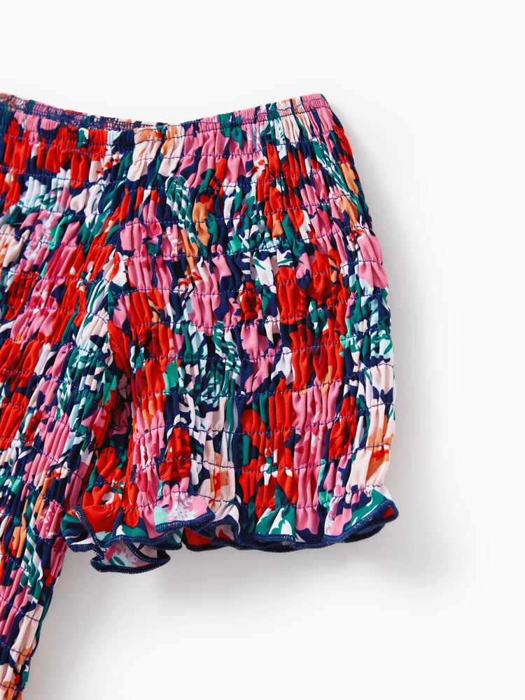 Ensemble familial assorti avec chemise à manches courtes à imprimé floral ou robe smockée à épaules dénudées, bleu foncé