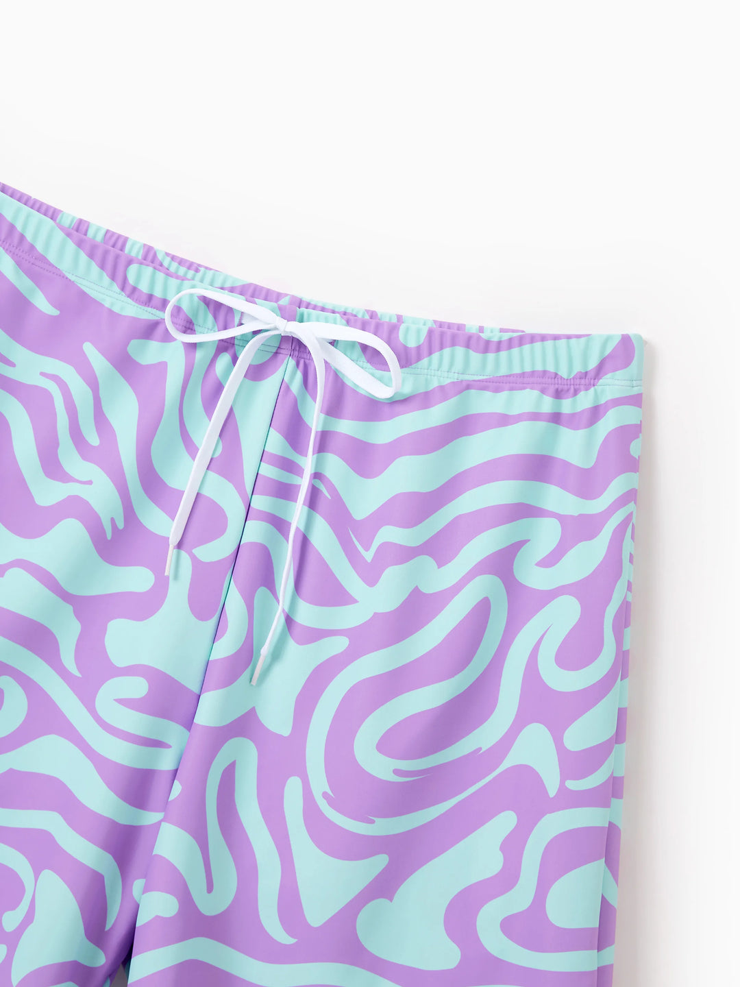 Bañadores con estampado de olas en púrpura y azul o traje de baño de una pieza con recorte en el abdomen para papá e hija Púrpura