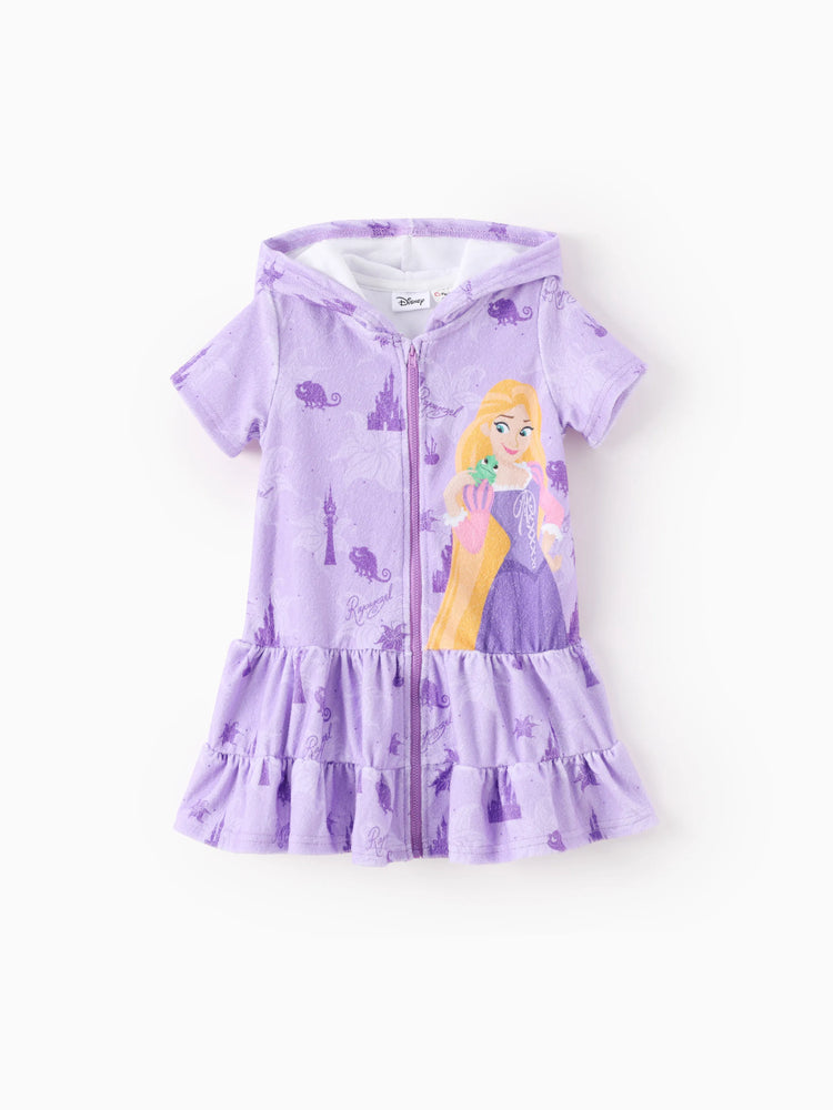 Traje de baño morado con capucha, cremallera y bajo con volantes, estampado completo del castillo de Rapunzel de princesas de Disney para niñas pequeñas/niñas