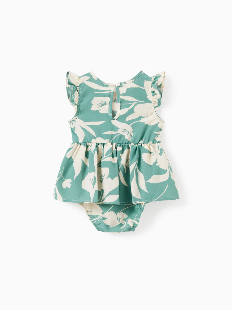 Ensemble familial assorti avec chemise à manches courtes ou robe froncée à imprimé feuilles vertes