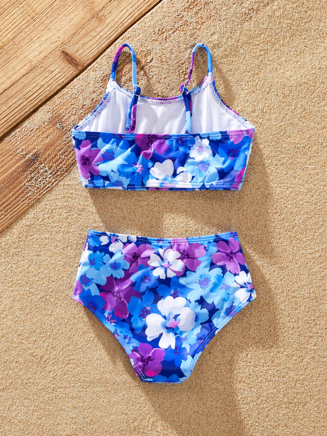 Bañador de dos piezas con tirantes fruncidos y estampado floral para niña pequeña Púrpura