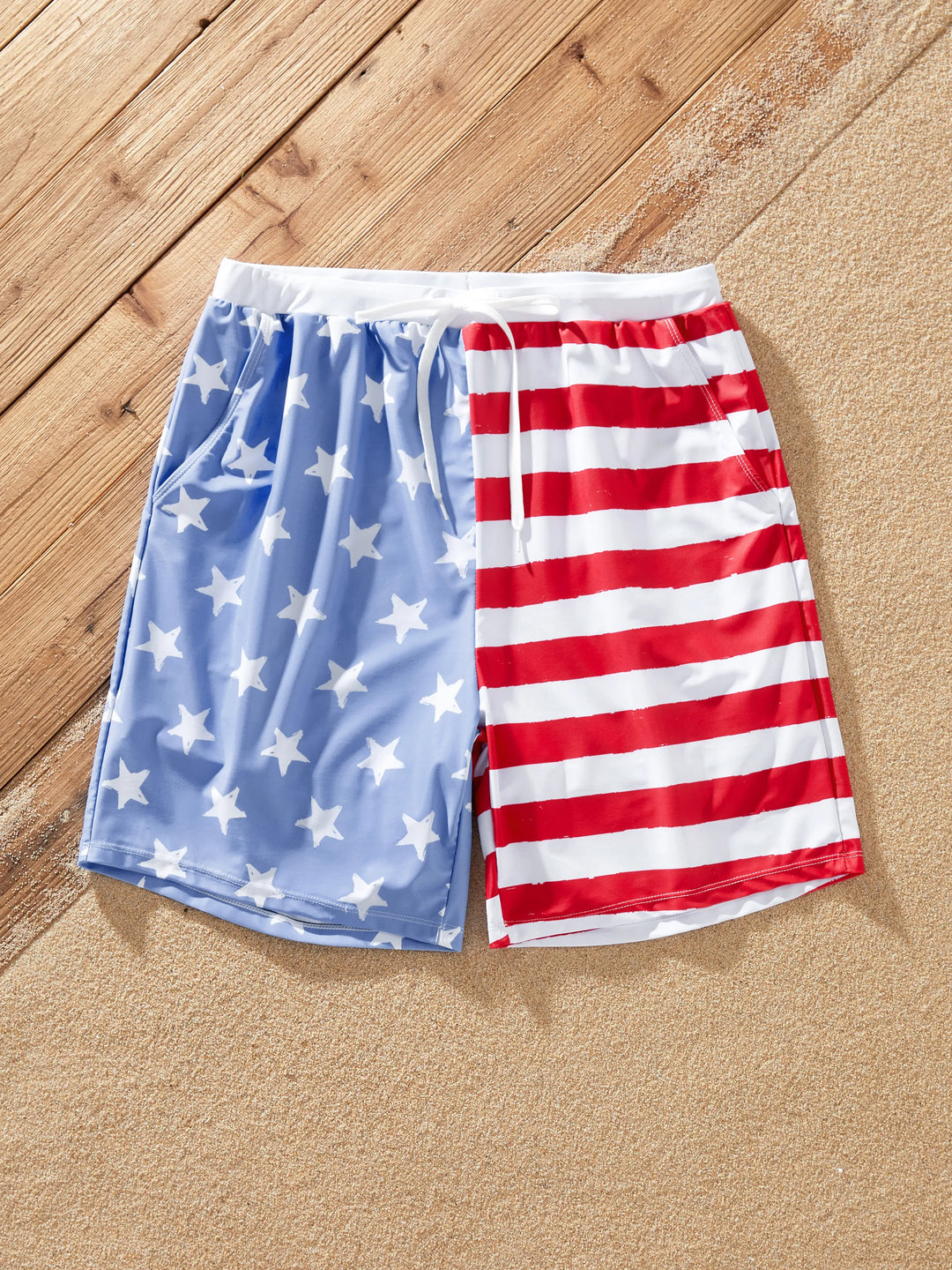 Unabhängigkeitstag 4. Juli Familie Passende patriotische Bademode Stars and Stripes Boardshorts oder gerüschte Schichten Badeanzüge mit V-Ausschnitt Einteilige Badeanzüge blau