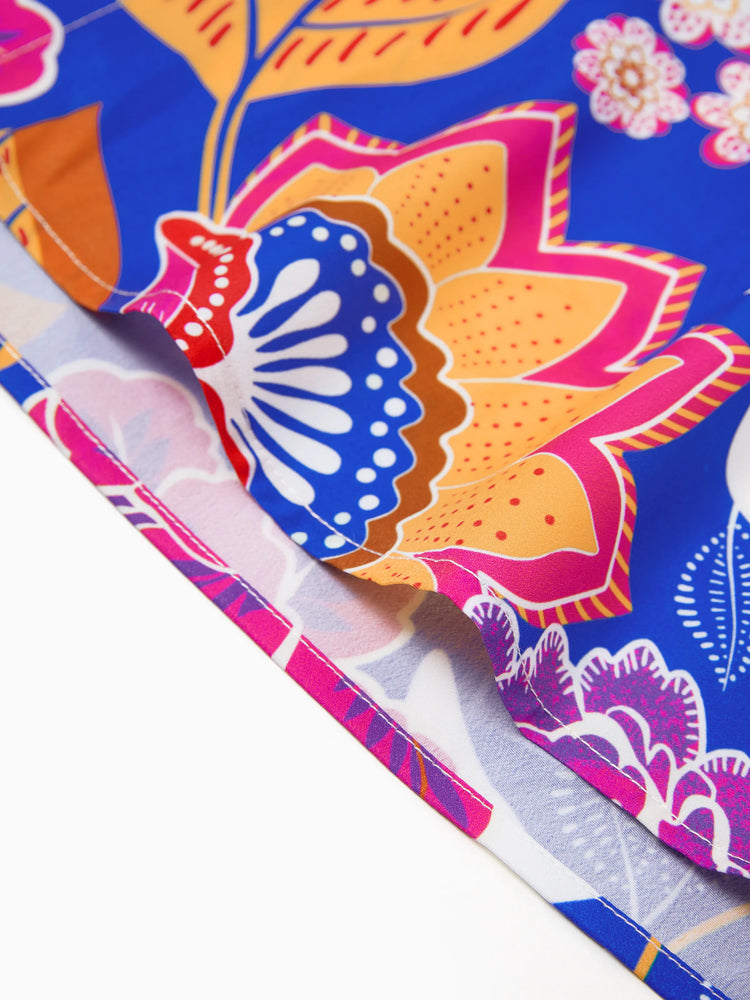 Tenues hawaïennes assorties pour la famille, vêtements de vacances à imprimé floral tropical, robe ceinturée à bretelles ou chemises à manches courtes, ensemble de vêtements de plage d'été bleu marine