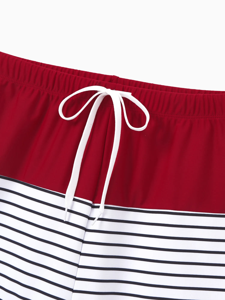 Maillots de bain assortis pour la famille : bikini à une épaule rayé rouge ou maillot de bain colorblock, tenues de plage assorties pour l'été, les croisières et les vacances. Rouge