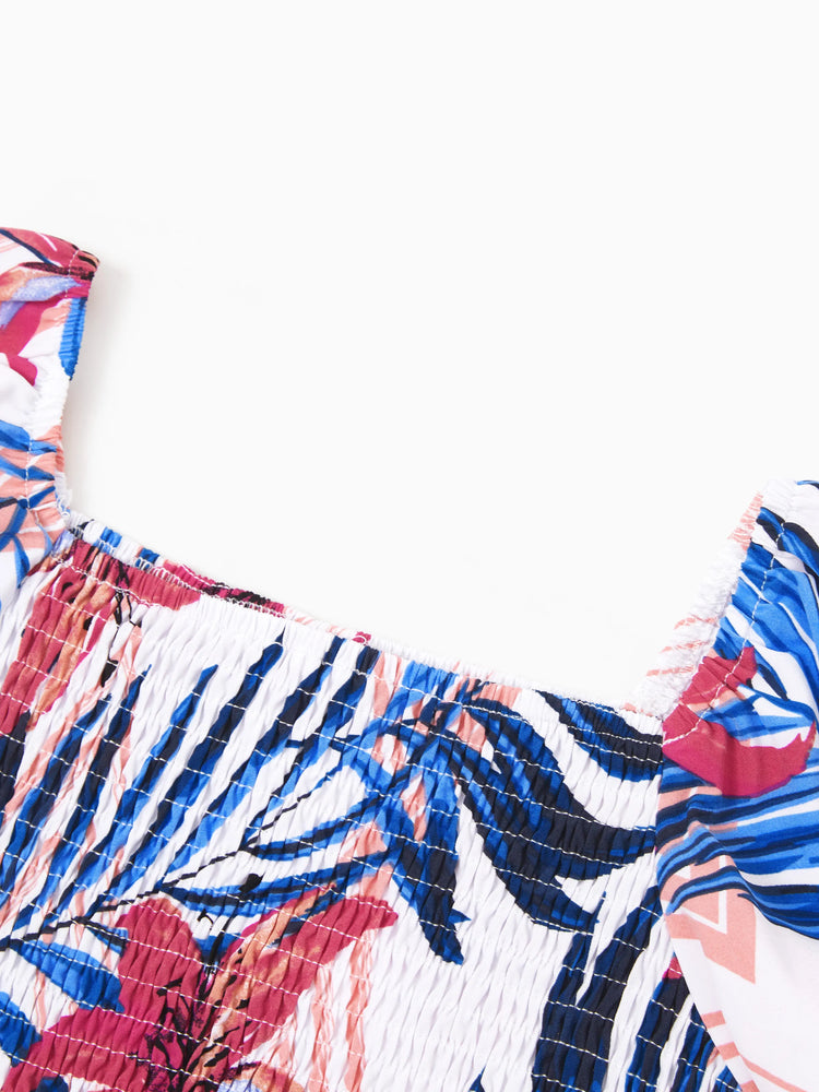 Tenues familiales assorties à fleurs tropicales, chemise à manches courtes à imprimé feuilles rose et bleu ou ensemble haut à smocks à une épaule et jupe assortis pour les vacances, la croisière, la plage, blanc