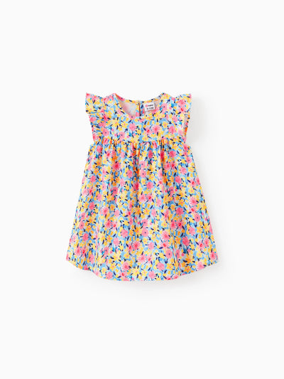 Süßes Baby Mädchen Kleid mit gezackten Flatterärmeln und zerbrochenem Blumenmuster - 1 Stück Pfirsichrosa