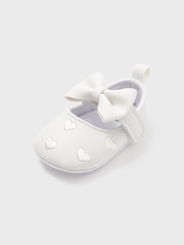 Baby / Toddler Solid Love Bowknot Prewalker Shoes White