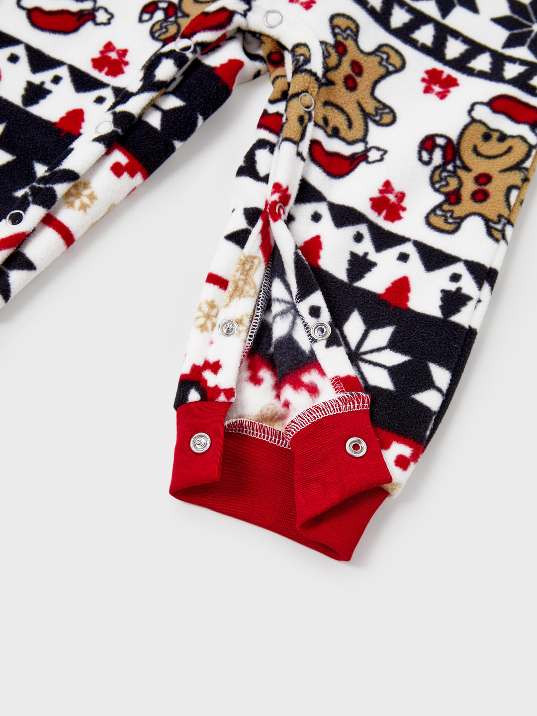 Weihnachten Passendes Familienpyjama-Set Lebkuchen und Schneeflockendruck PJS mit Weihnachtssocken rot