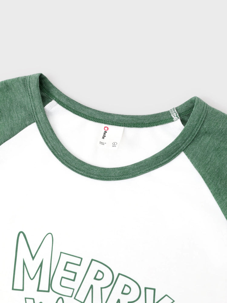 Ensemble pyjama de Noël assorti pour toute la famille, imprimé renne et flocon de neige vert, avec chaussettes de Noël vert foncé