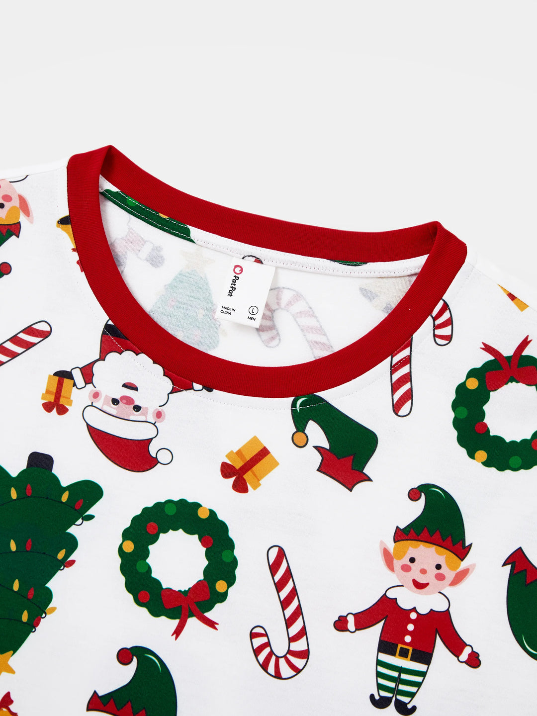 Conjunto de pijama familiar navideño a juego, con estampado de Papá Noel y árbol de Navidad, de manga larga y calcetines navideños, color blanco